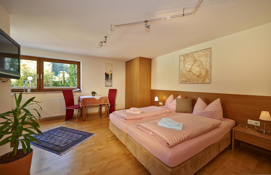 Apartments Neue Post Filzmoos Room photo