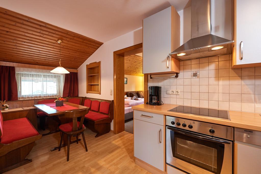 Apartments Neue Post Filzmoos Exterior photo